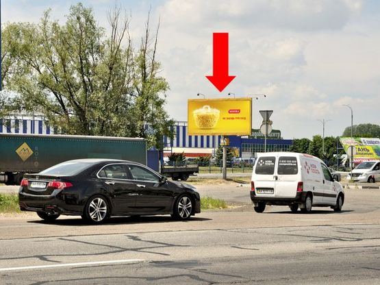 Фото рекламної площини за адресою Кольцевая дорога / Лятошинского ул., 14, супермаркет "Эпицентр", в сторону Победы пр.