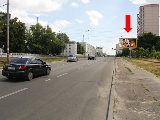 Фото рекламной плоскости по адресу Автозаводская ул. / Дубровицкая ул., в сторону Луговая ул.