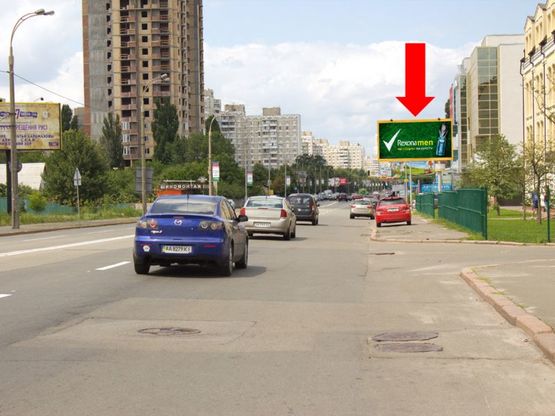 Фото рекламної площини за адресою Харьковское шоссе / Ялынковый пер., в сторону Дарницкая пл. (бывш. Ленинградская пл.)