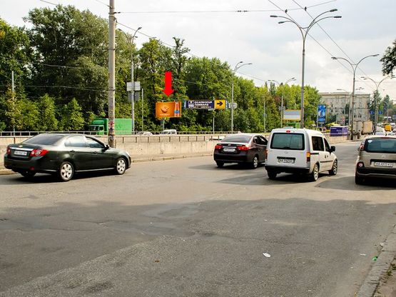 Фото рекламної площини за адресою Телиги ул., 15 / Мельникова ул., в сторону ст. м. "Шулявская"