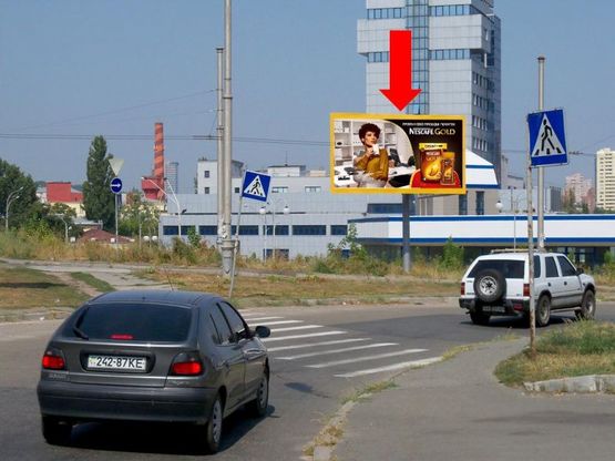 Фото рекламной плоскости по адресу Науки пр., съезд с Науки пр. на Саперно-Слободская ул., в сторону Саперно-Слободская ул.