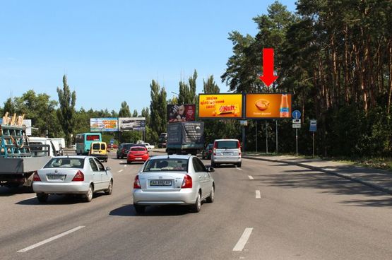 Фото рекламной плоскости по адресу Харьковская пл. / Светлая ул. / Коллекторная ул., в сторону Борисполя, правая