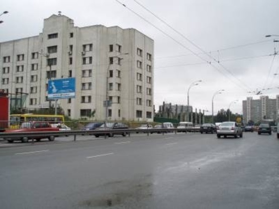 Фото рекламної площини за адресою Вадима Гетьмана (Индустриальная) ул. (напротив дома 32, перед путепроводом с ул. Борщаговская)