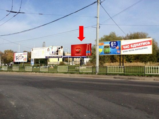 Фото рекламной плоскости по адресу Зеленая ул. / Пасечная ул., на круговой развязке, в центр Фото рекламной плоскости по адресу Зеленая ул. / Пасечная ул., на круговой развязке, в центр
