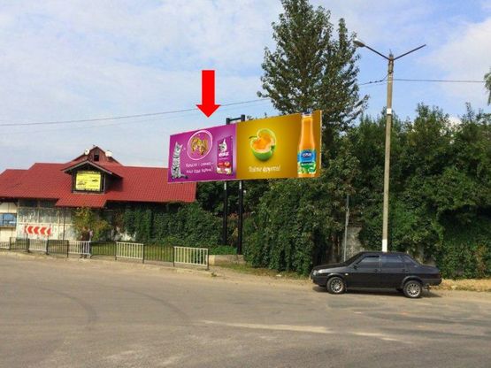 Фото рекламной плоскости по адресу Красной Калины пр. / ул. Угорская, в сторону центра, левая