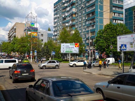 Фото рекламної площини за адресою пр-т. О. Поля - вул. Володимира Антоновича, призма Фото рекламної площини за адресою пр-т. О. Поля - вул. Володимира Антоновича, призма