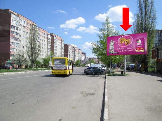 Фото рекламної площини за адресою Строителей ул., 49-А, в сторону Ивасюка ул., супермаркетов "Арсен", "Эпицентр"