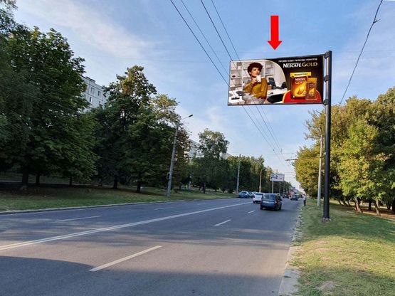 Фото рекламной плоскости по адресу Гвардейцев Широнинцев ул., 81, в центр