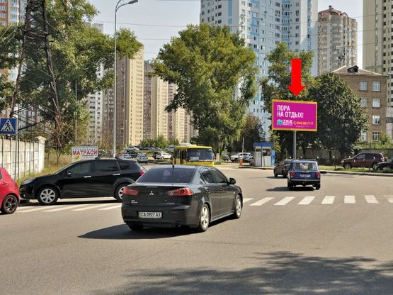 Фото рекламной плоскости по адресу Урловская ул. / Припятская ул., в сторону Ахматовой ул.