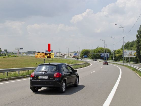 Фото рекламной плоскости по адресу Трасса Киев-Борисполь, на развязке дороги, от а/п Борисполь на Киев, правая