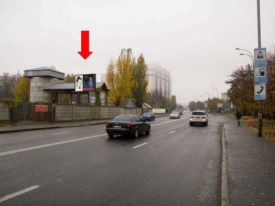 Фото рекламной плоскости по адресу Брожко ул. (бывш. Кировоградская ул.), напротив АЗС "Glusco", в сторону Лобановского пр. (бывш. Краснозвездный пр.)