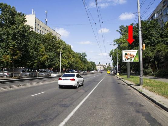 Фото рекламної площини за адресою Чоколовский бул., 18, в сторону ст. м. "Шулявская" Фото рекламної площини за адресою Чоколовский бул., 18, в сторону ст. м. "Шулявская"