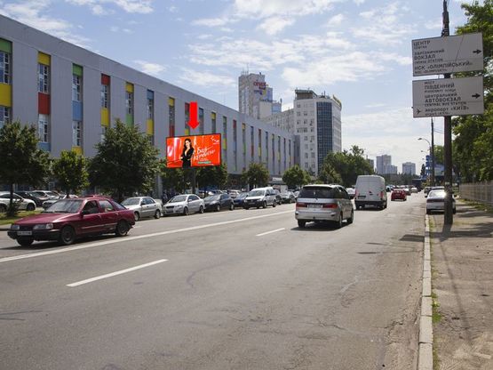 Фото рекламної площини за адресою Харьковское шоссе, 201/203, в сторону Харьковской пл.