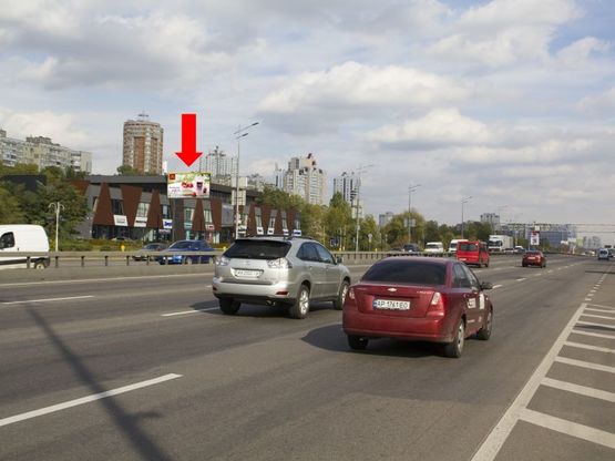 Фото рекламної площини за адресою Бажана пр., 1Л, возле ТЦ "Park Plaza",  между ст.м. "Позняки" и "Осокорки", в сторону Харьковской пл.