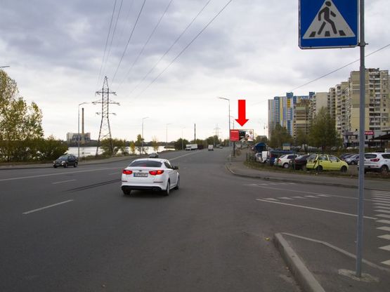 Фото рекламної площини за адресою Ревуцкого ул. 42-В, ст.м. "Харьковская", в сторону ул. Вишняковской Фото рекламної площини за адресою Ревуцкого ул. 42-В, ст.м. "Харьковская", в сторону ул. Вишняковской