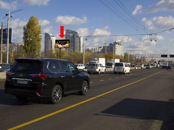 Фото рекламної площини за адресою Бандеры пр. (бывш. Московский)  - пр. Героев Сталинграда, напротив ТРЦ "Blockbuster Mall", в сторону Северного моста