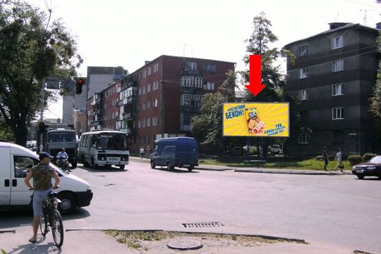 Фото рекламной плоскости по адресу Сагайдачного П. ул. / ул. Театральная, возле салона "ЮMC" Фото рекламной плоскости по адресу Сагайдачного П. ул. / ул. Театральная, возле салона "ЮMC"