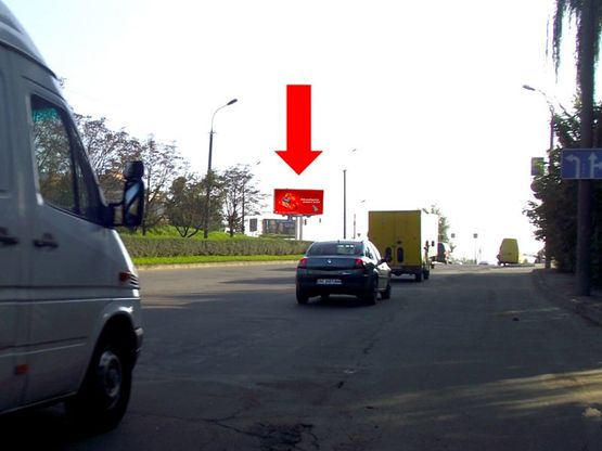 Фото рекламной плоскости по адресу Дубновская ул., 47 / Карпенка-Карого ул., возле АЗС "Amic", "Укрнафта", из центра Фото рекламной плоскости по адресу Дубновская ул., 47 / Карпенка-Карого ул., возле АЗС "Amic", "Укрнафта", из центра