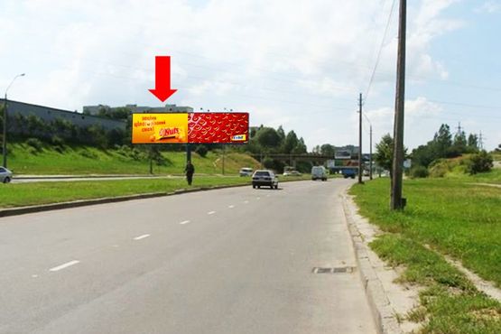 Фото рекламной плоскости по адресу Хуторовка ул., разделитель, возле рынка "Шувар", левый, в центр Фото рекламной плоскости по адресу Хуторовка ул., разделитель, возле рынка "Шувар", левый, в центр