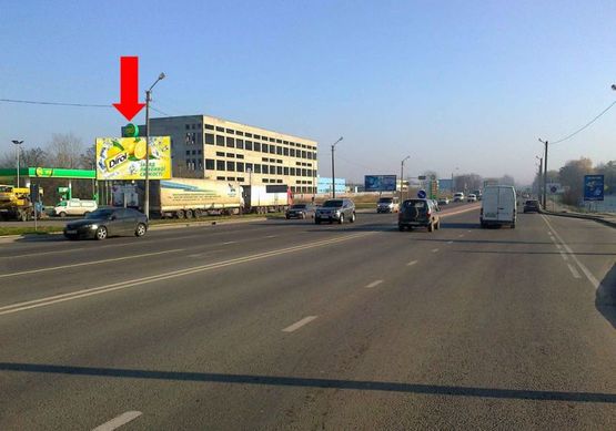 Фото рекламной плоскости по адресу Городоцкая ул., 288, АЗС "WOG", возле супермаркетов "METRO", "Эпицентр", в центр