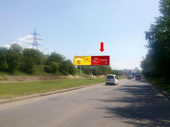 Фото рекламної площини за адресою Хуторовка ул., 4, разделитель, напротив оптового рынка "Шувар", в сторону Красной Калины пр., правый