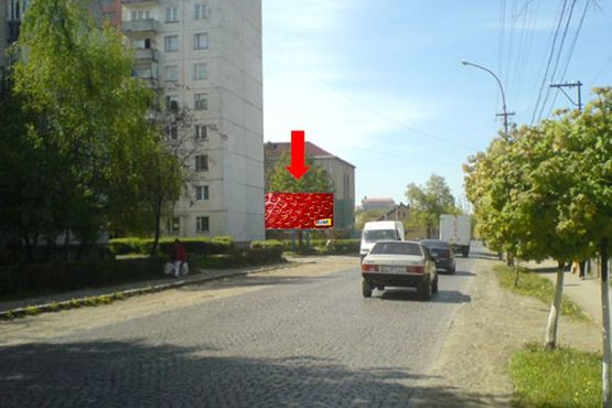 Фото рекламной плоскости по адресу Зрини И. ул., 111, из центра