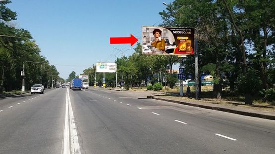 Фото рекламної площини за адресою Героев Сталинграда пр., 9Д, возле супермаркета "Metro", АЗС "Formula", из центра Фото рекламної площини за адресою Героев Сталинграда пр., 9Д, возле супермаркета "Metro", АЗС "Formula", из центра