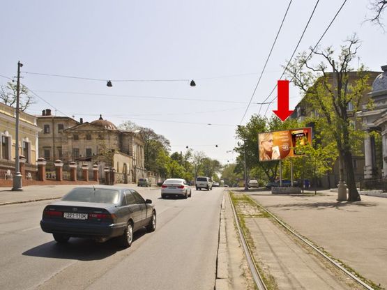 Фото рекламной плоскости по адресу Пастера ул. / Старопортофранковская ул., в центр