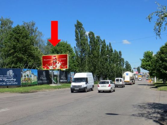 Фото рекламної площини за адресою Макарова ул. / Боярка ул., возле супермаркетов "Эпицентр", "METRO"