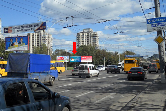 Фото рекламної площини за адресою Харьковская ул. / Лушпы пр., из центра Фото рекламної площини за адресою Харьковская ул. / Лушпы пр., из центра