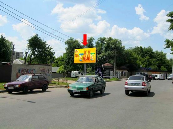 Фото рекламной плоскости по адресу Нижнехолодногорская ул., 23/1, напротив, из центра Фото рекламной плоскости по адресу Нижнехолодногорская ул., 23/1, напротив, из центра