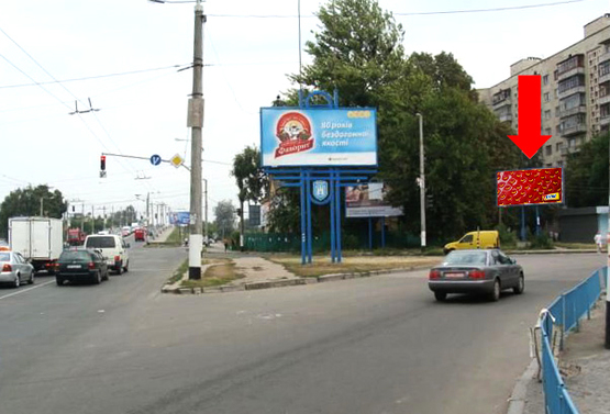 Фото рекламної площини за адресою Киевская ул., 122 / Петлюры ул. (бывш. ул. Бородия), возле автовокзала
