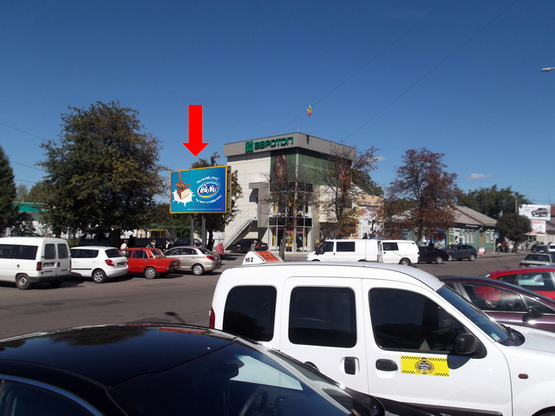 Фото рекламной плоскости по адресу Кочерги ул. / ул. 1-го мая, возле "Детского  Мира", магазина "Евротоп" Фото рекламной плоскости по адресу Кочерги ул. / ул. 1-го мая, возле "Детского  Мира", магазина "Евротоп"