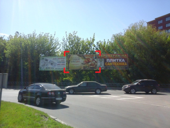 Фото рекламної площини за адресою вул. Шевченка – Набережна (на кільці), зліва Фото рекламної площини за адресою вул. Шевченка – Набережна (на кільці), зліва