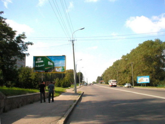 Фото рекламной плоскости по адресу вул. Київська, 60 (біля лікарні) Фото рекламной плоскости по адресу вул. Київська, 60 (біля лікарні)