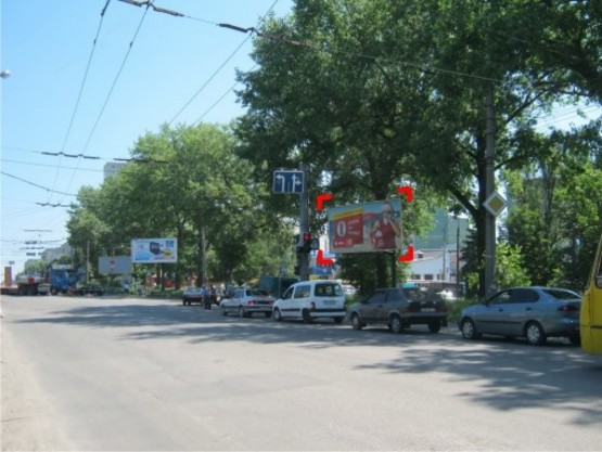 Фото рекламної площини за адресою пр. Злуки – вул. 15 Квітня