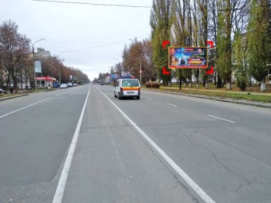 Фото рекламної площини за адресою пр. Миру, 95