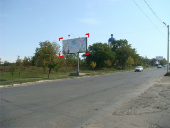 Фото рекламної площини за адресою вул. Південнокільцева (біля озера) Фото рекламної площини за адресою вул. Південнокільцева (біля озера)
