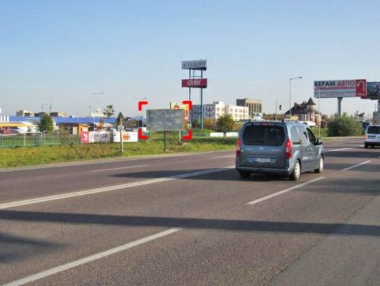 Фото рекламной плоскости по адресу вул. Городоцька, 302 (біля ТЦ "Епіцентр", Автосалон  "Nissan"), місце 1