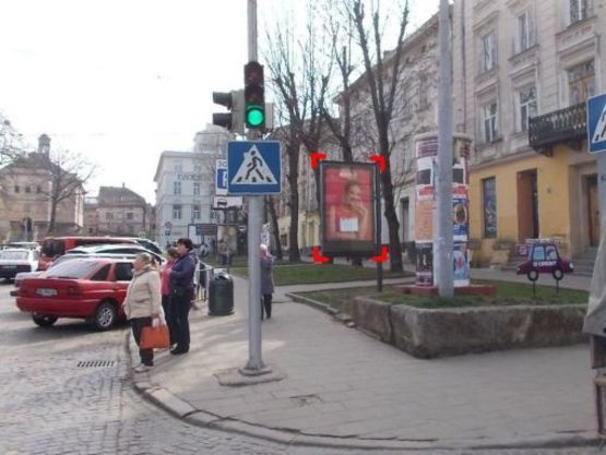 Фото рекламной плоскости по адресу пл. Я. Осмомисла, 11 скролл Фото рекламной плоскости по адресу пл. Я. Осмомисла, 11 скролл