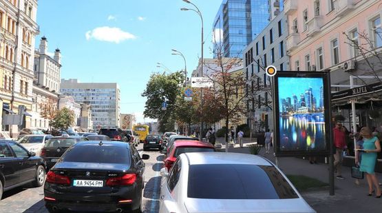 Фото рекламної площини за адресою Богдана Хмельницкого ул. 27/1