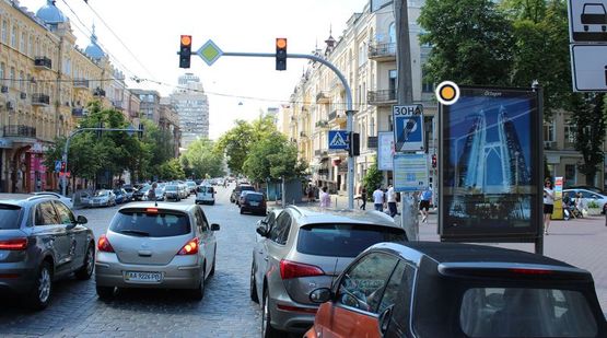 Фото рекламної площини за адресою Богдана Хмельницкого ул. 40