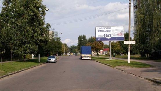 Фото рекламной плоскости по адресу Одинцова ул. 16, м-н Базис