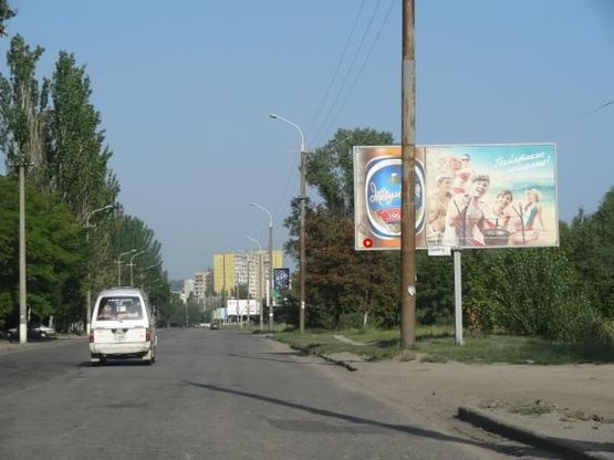 Фото рекламної площини за адресою Победы Набережная, 134, дальше от Добровольцев Фото рекламної площини за адресою Победы Набережная, 134, дальше от Добровольцев