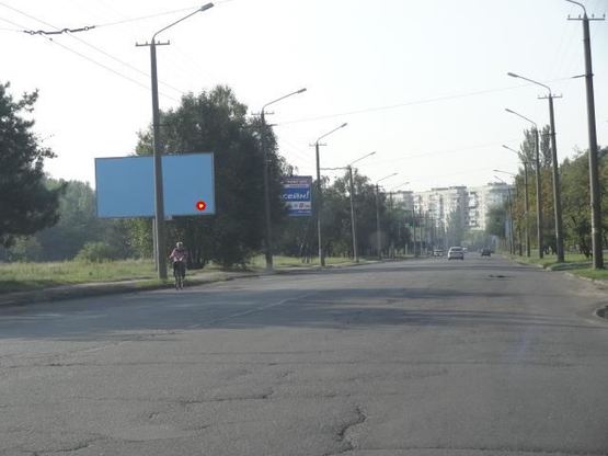 Фото рекламной плоскости по адресу Победы Набережная, 118, ст Б Фото рекламной плоскости по адресу Победы Набережная, 118, ст Б