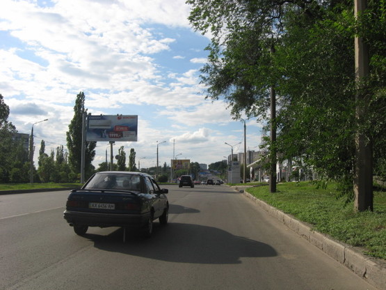 Фото рекламной плоскости по адресу Клочковская ул, 197, из центра Фото рекламной плоскости по адресу Клочковская ул, 197, из центра