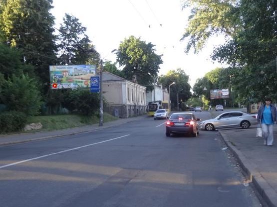 Фото рекламной плоскости по адресу Овруцкая ул., 17, напротив ТЦ "Променада-центр", к Подольскому спуску Фото рекламной плоскости по адресу Овруцкая ул., 17, напротив ТЦ "Променада-центр", к Подольскому спуску