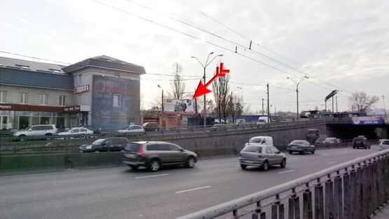 Фото рекламної площини за адресою Степана Бандеры пр.,  8, выезд к рынку Петровка Фото рекламної площини за адресою Степана Бандеры пр.,  8, выезд к рынку Петровка