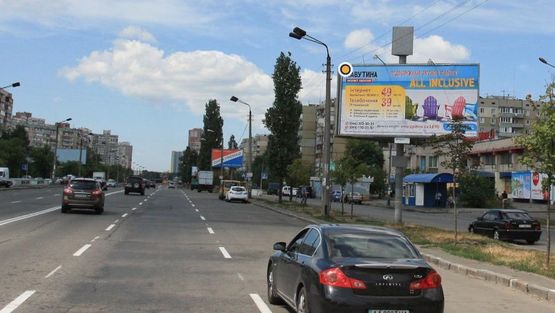 Фото рекламної площини за адресою Ревуцкого ул., 33,  на Тростянецкую ул. Фото рекламної площини за адресою Ревуцкого ул., 33,  на Тростянецкую ул.