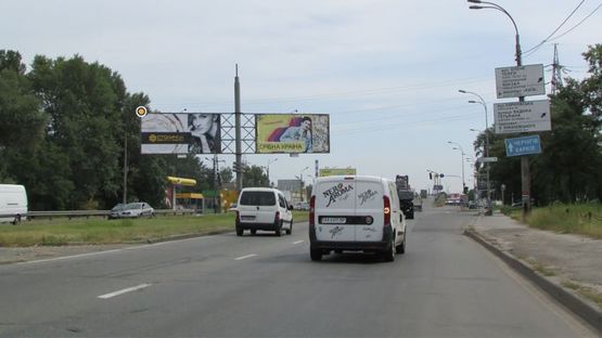 Фото рекламной плоскости по адресу Богатырская ул., 200 м до Тульской пл., разделитель, на Оболонский пр., левый Фото рекламной плоскости по адресу Богатырская ул., 200 м до Тульской пл., разделитель, на Оболонский пр., левый